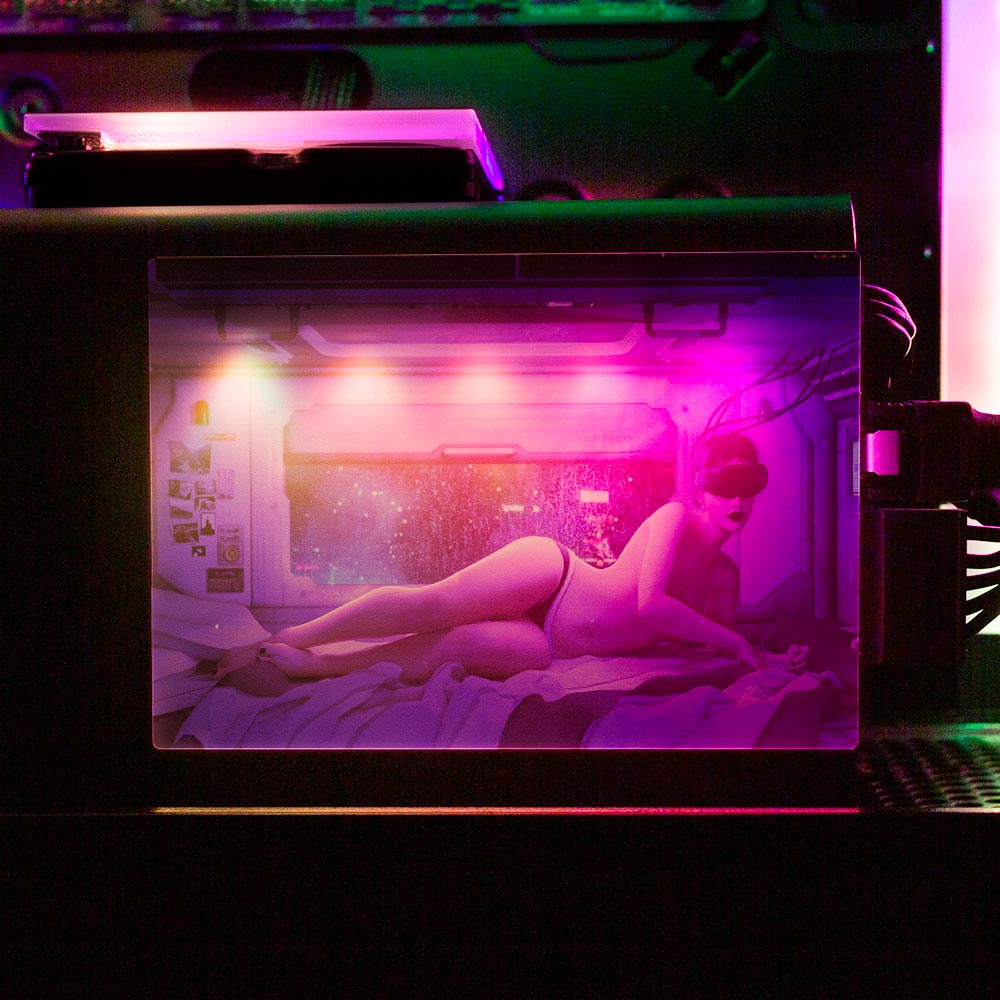 Cozy Nights RGB SSD Cover Horizontal - Dan Giuz - V1Tech