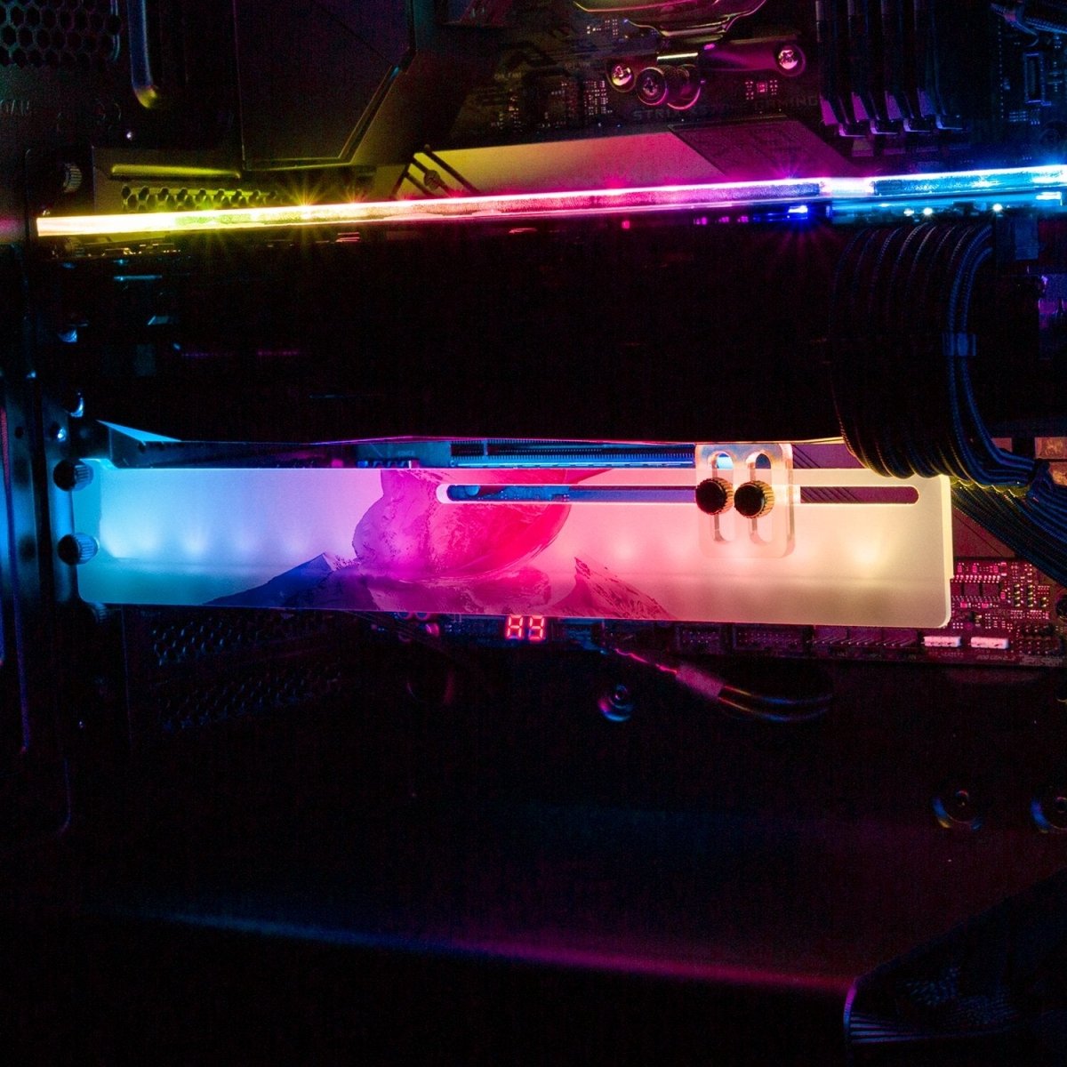 How Many Cups RGB GPU Support Bracket - Perphotal - V1Tech