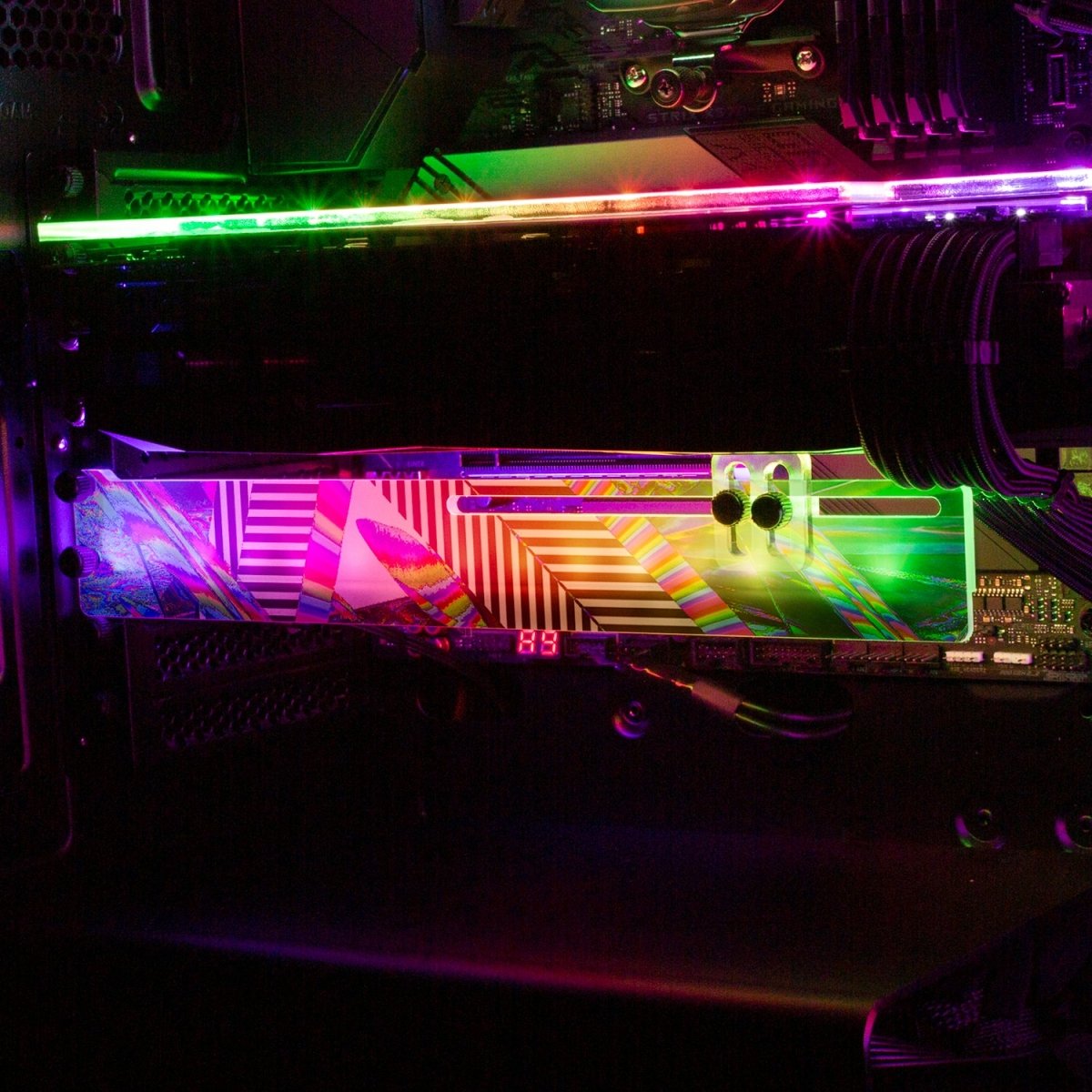 Lazers RGB GPU Support Bracket - Tankuss - V1Tech