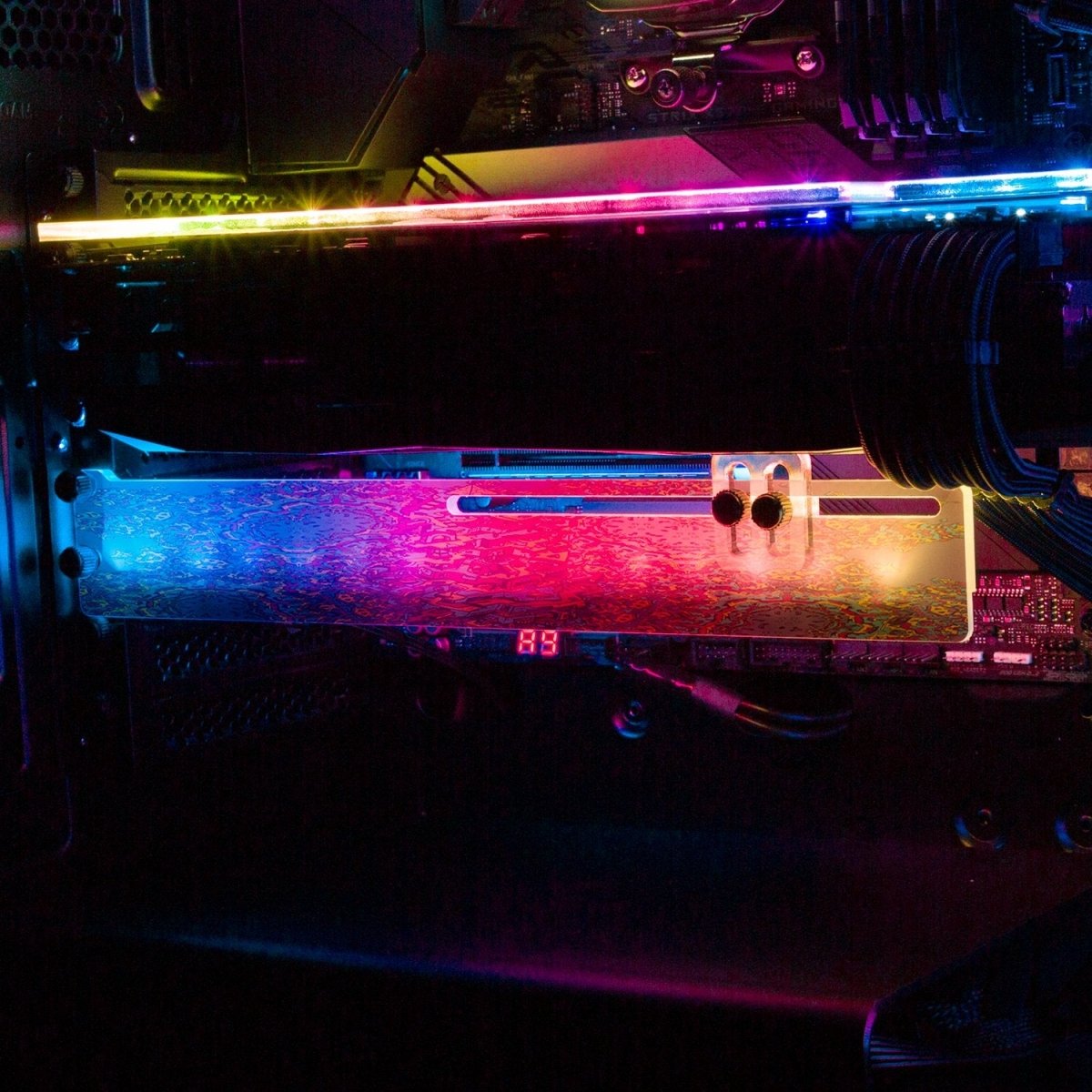 Migraine RGB GPU Support Bracket - Dune Haggar - V1Tech