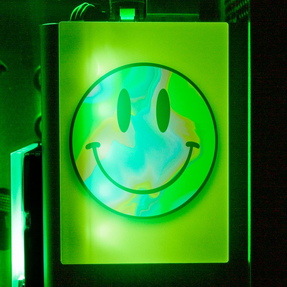 Smile RGB SSD Cover Vertical - Javilostcontrol - V1Tech